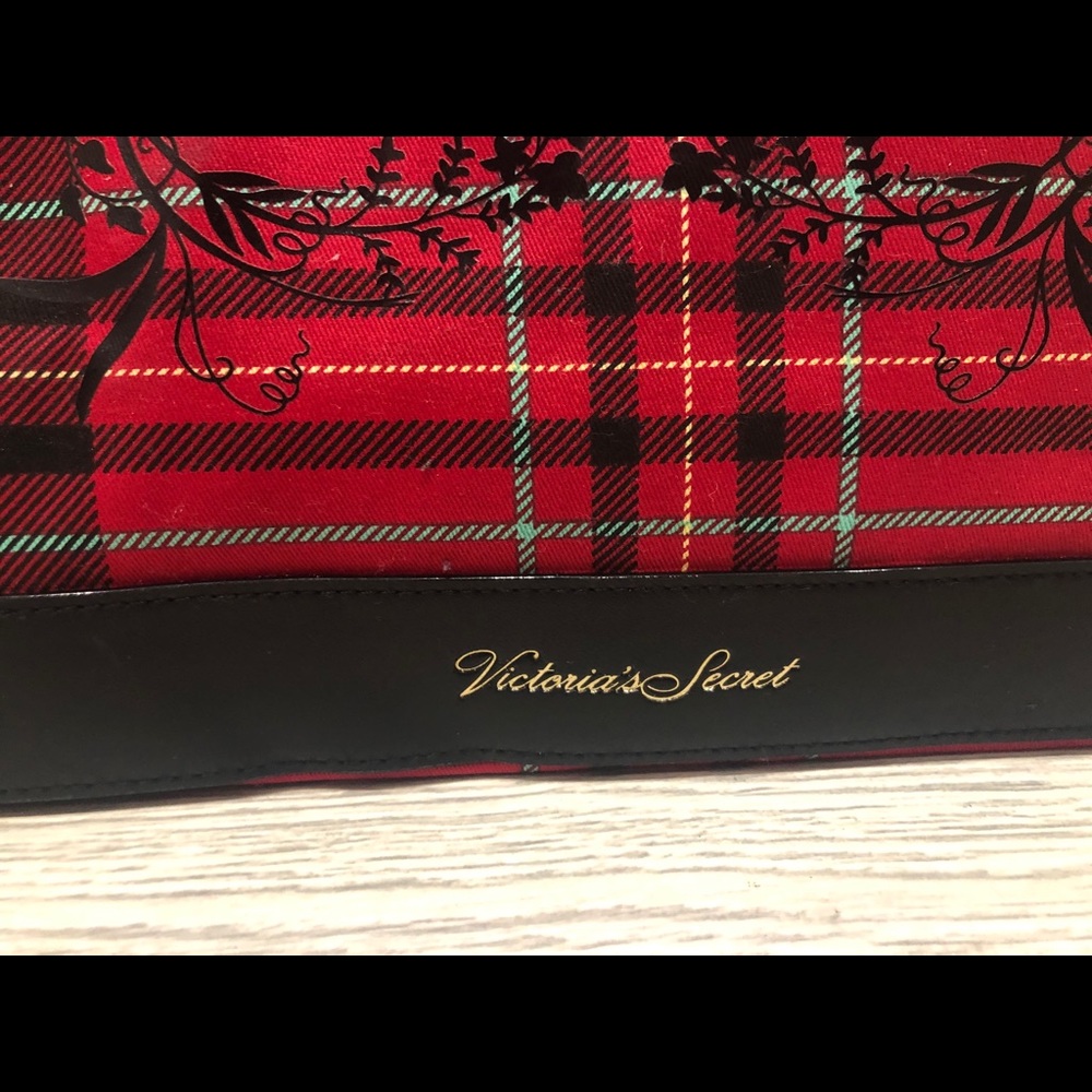Victoria Secret Tote - Picture 2 of 3